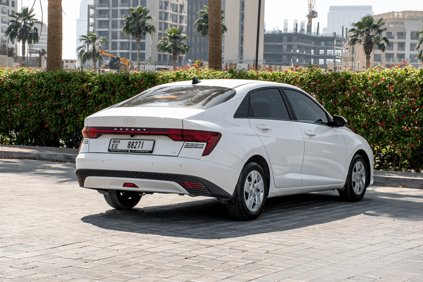 Hyundai Accent 2026 mieten in Dubai - Ansicht 7