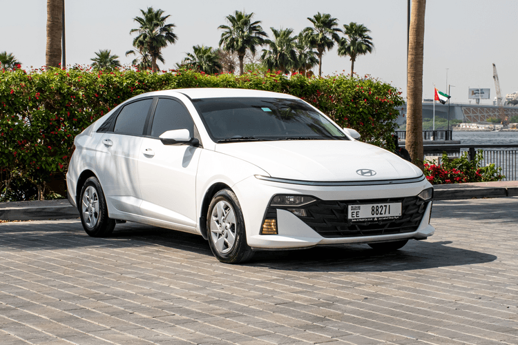 Hyundai Accent 2026 mieten in Dubai - Ansicht 3