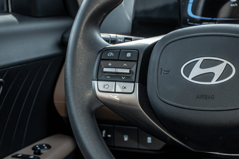 Hyundai Accent 2026 mieten in Dubai - Ansicht 12