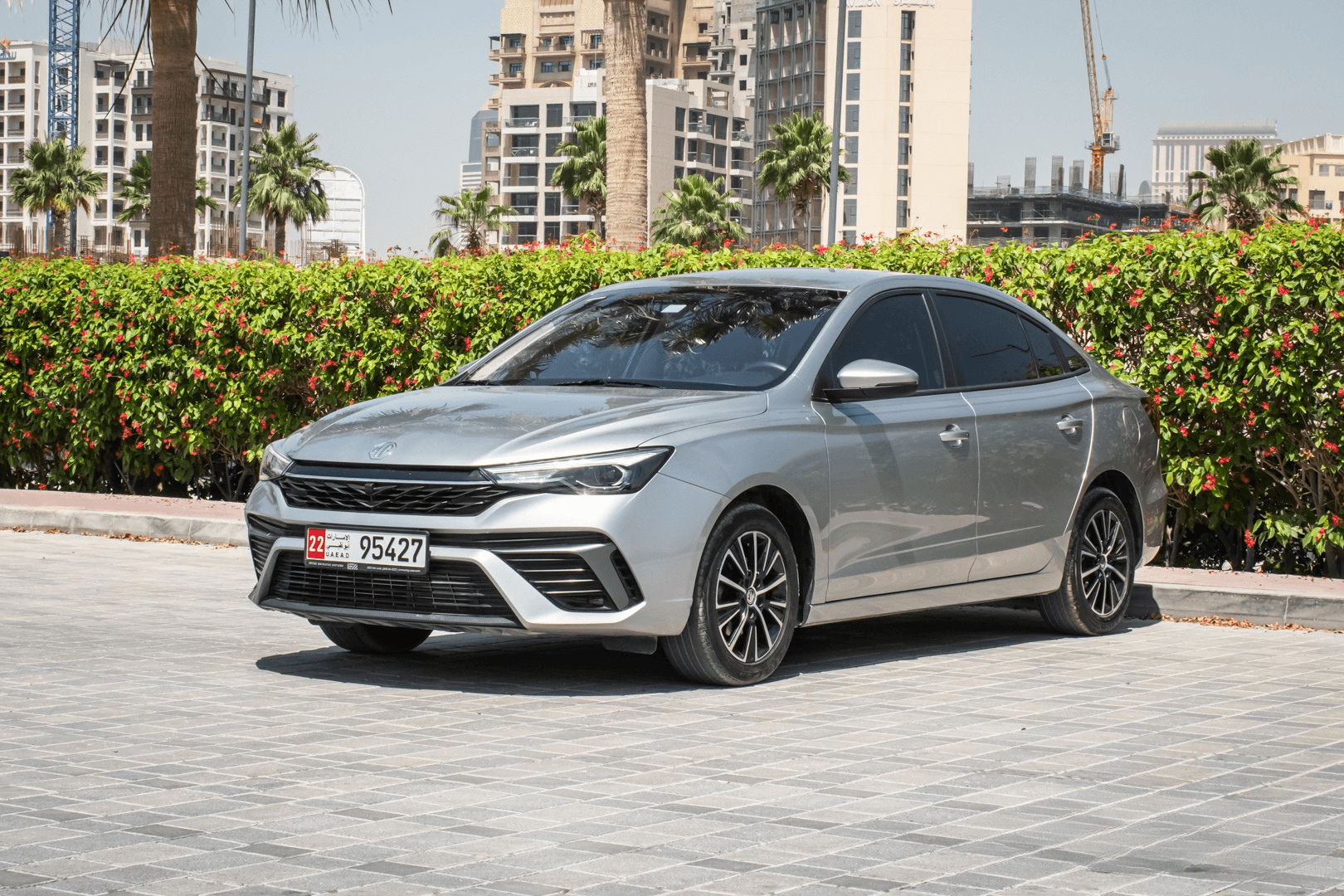 MG MG5 2025 mieten in Dubai - Detailansicht