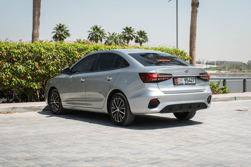 MG MG5 2025 mieten in Dubai - Ansicht 10
