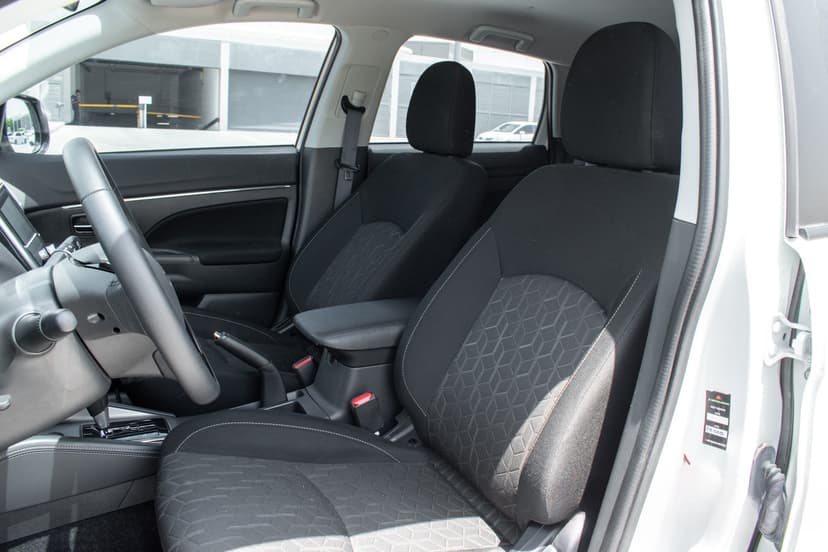 Mitsubishi ASX 2024 mieten in Dubai - Ansicht 11