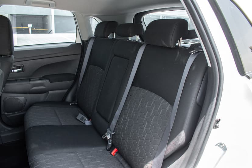 Mitsubishi ASX 2024 mieten in Dubai - Ansicht 8