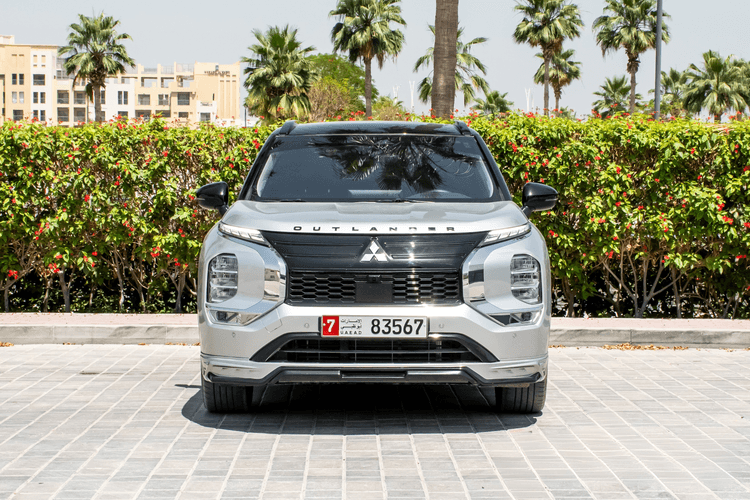 تأجير Mitsubishi Outlander 2026 في دبي - صورة 3