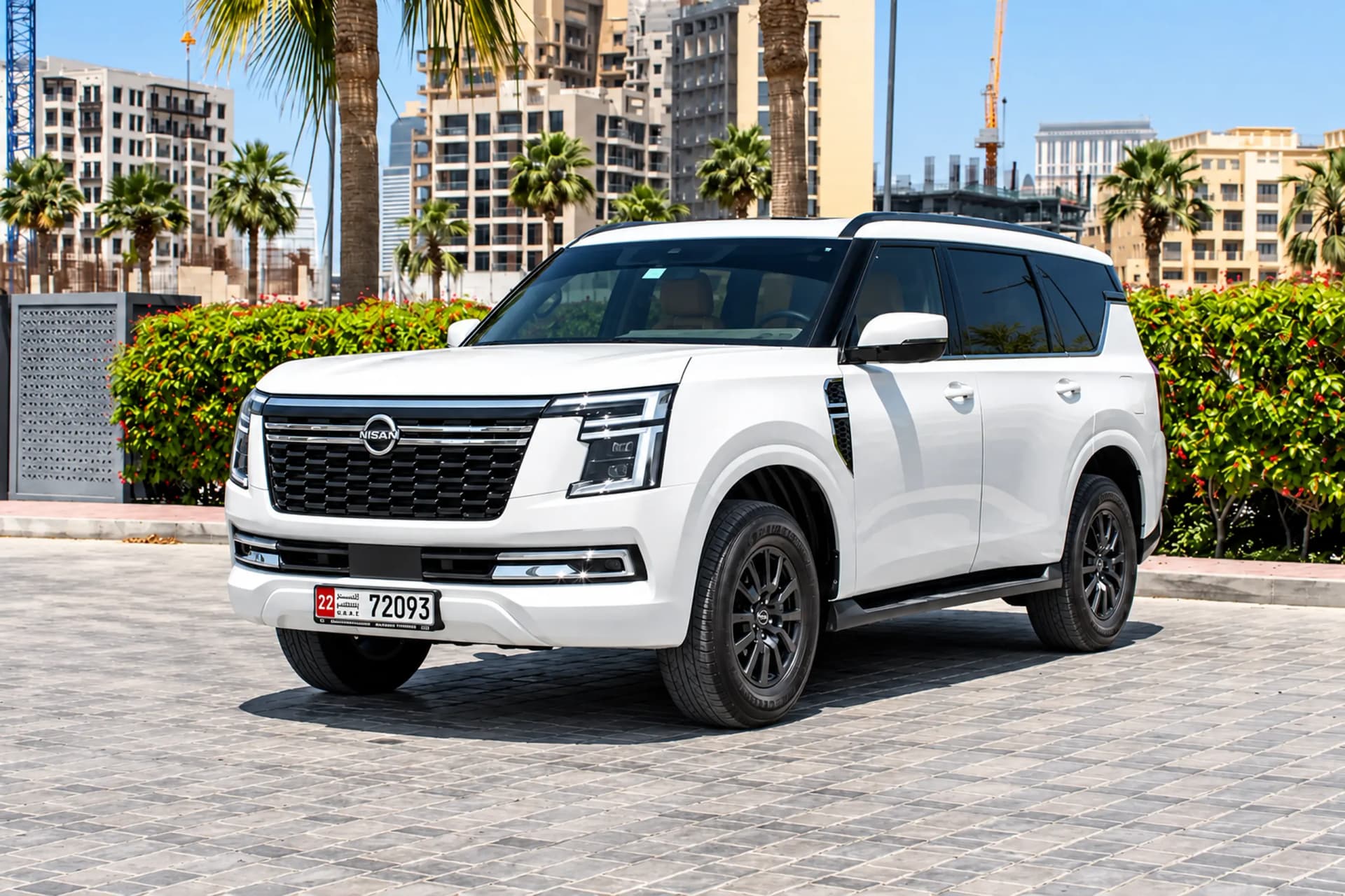 تأجير Nissan Patrol 2026 في دبي - المنظر الأمامي