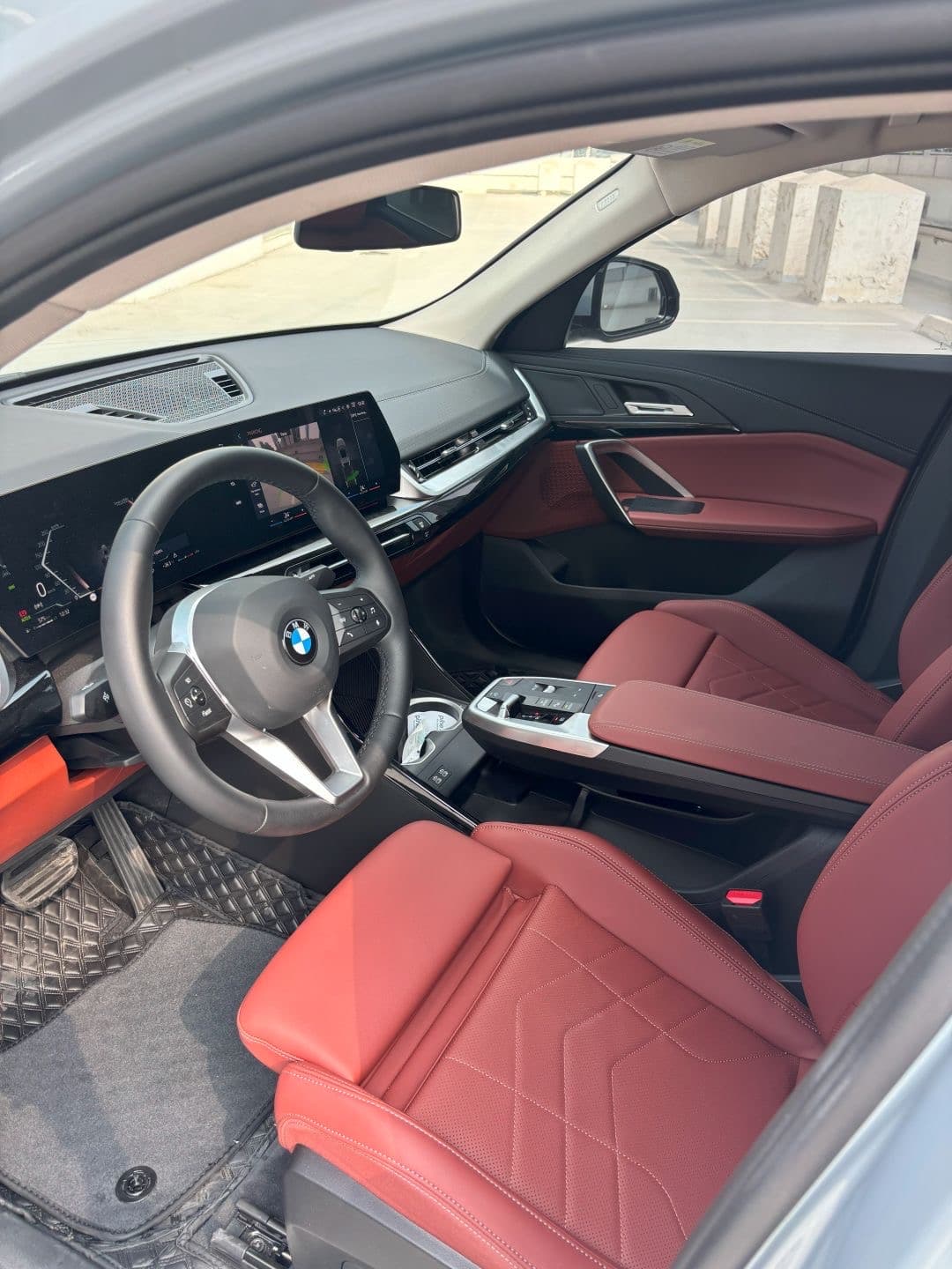 BMW X2 2025 huren Dubai - Detailweergave