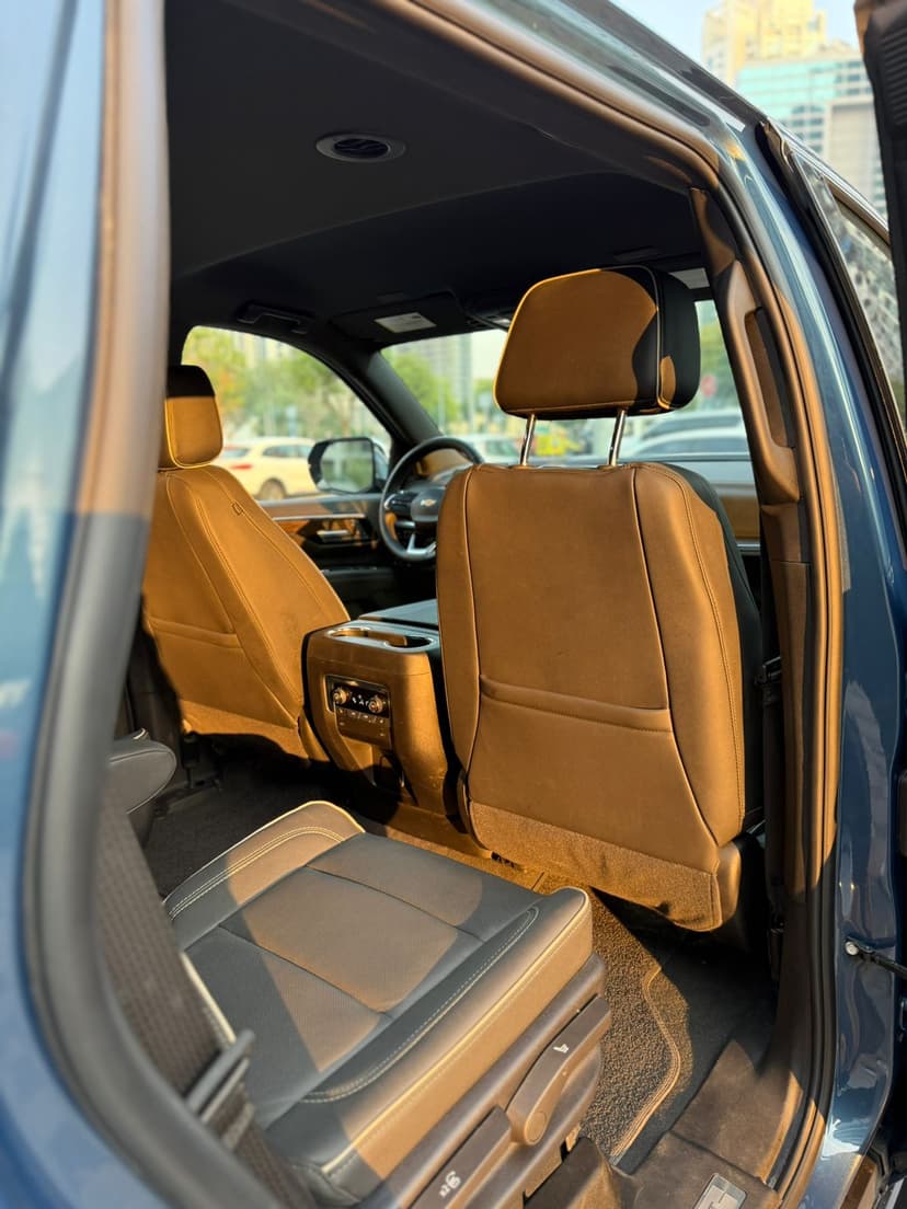 Chavorlet Tahoe Rental Dubai - View 13