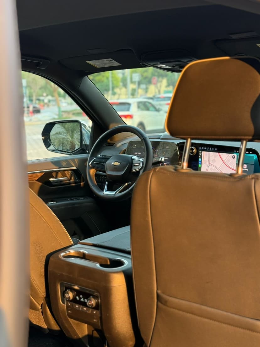 Chavorlet Tahoe Rental Dubai - View 14