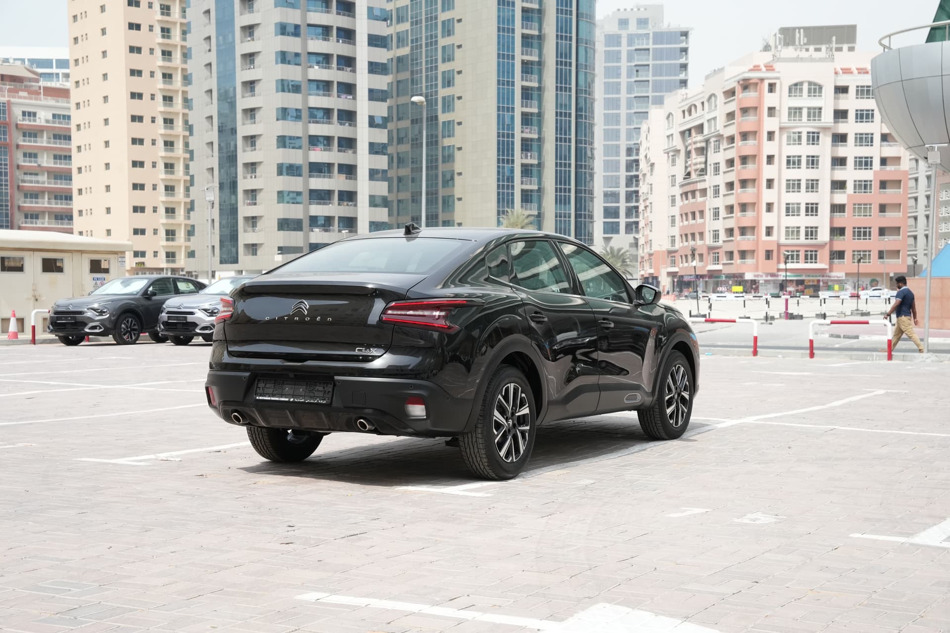 Citroen C4 X 2025 huren Dubai - Detailweergave