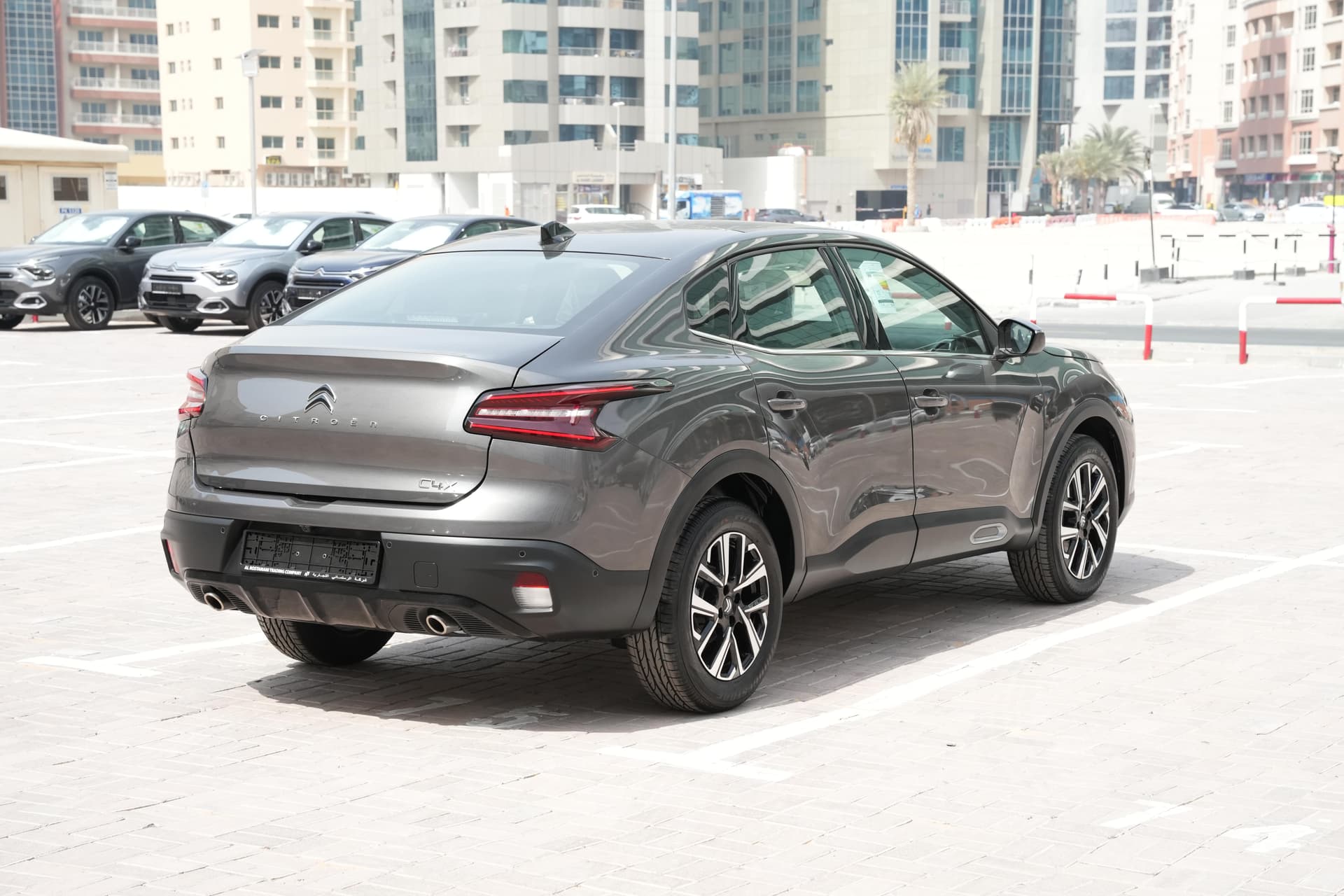 Citroen C4 X 2025 huren Dubai - Detailweergave