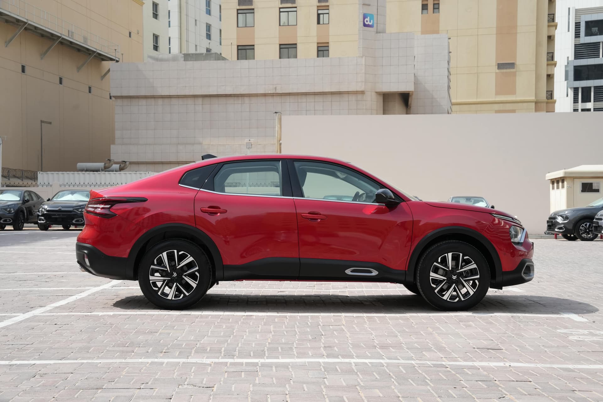 Citroen C4 X 2025 huren Dubai - Detailweergave