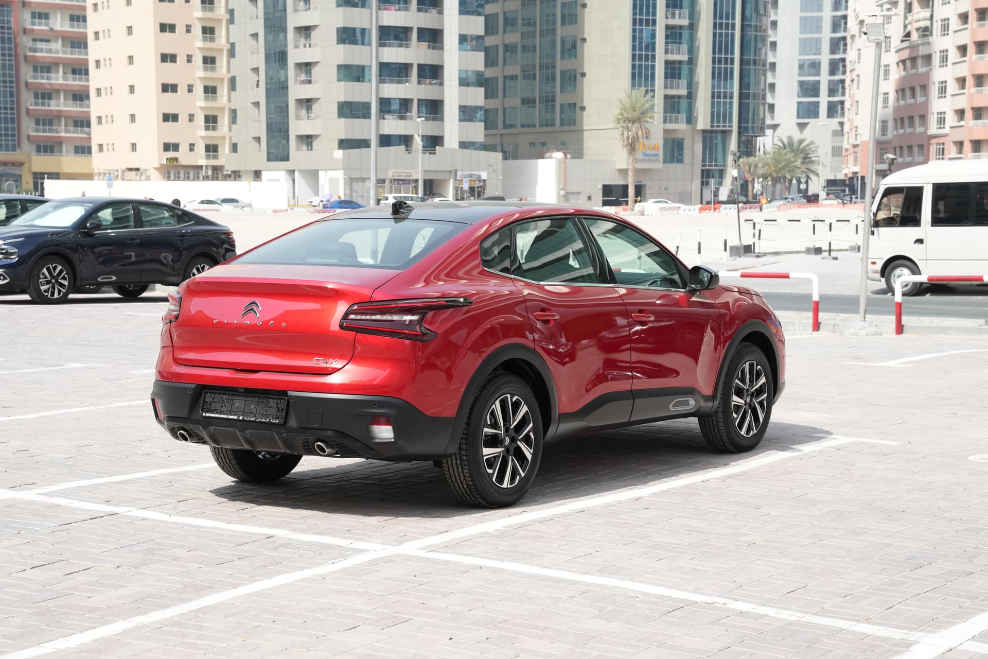 Citroen C4 X 2025 huren Dubai - Detailweergave