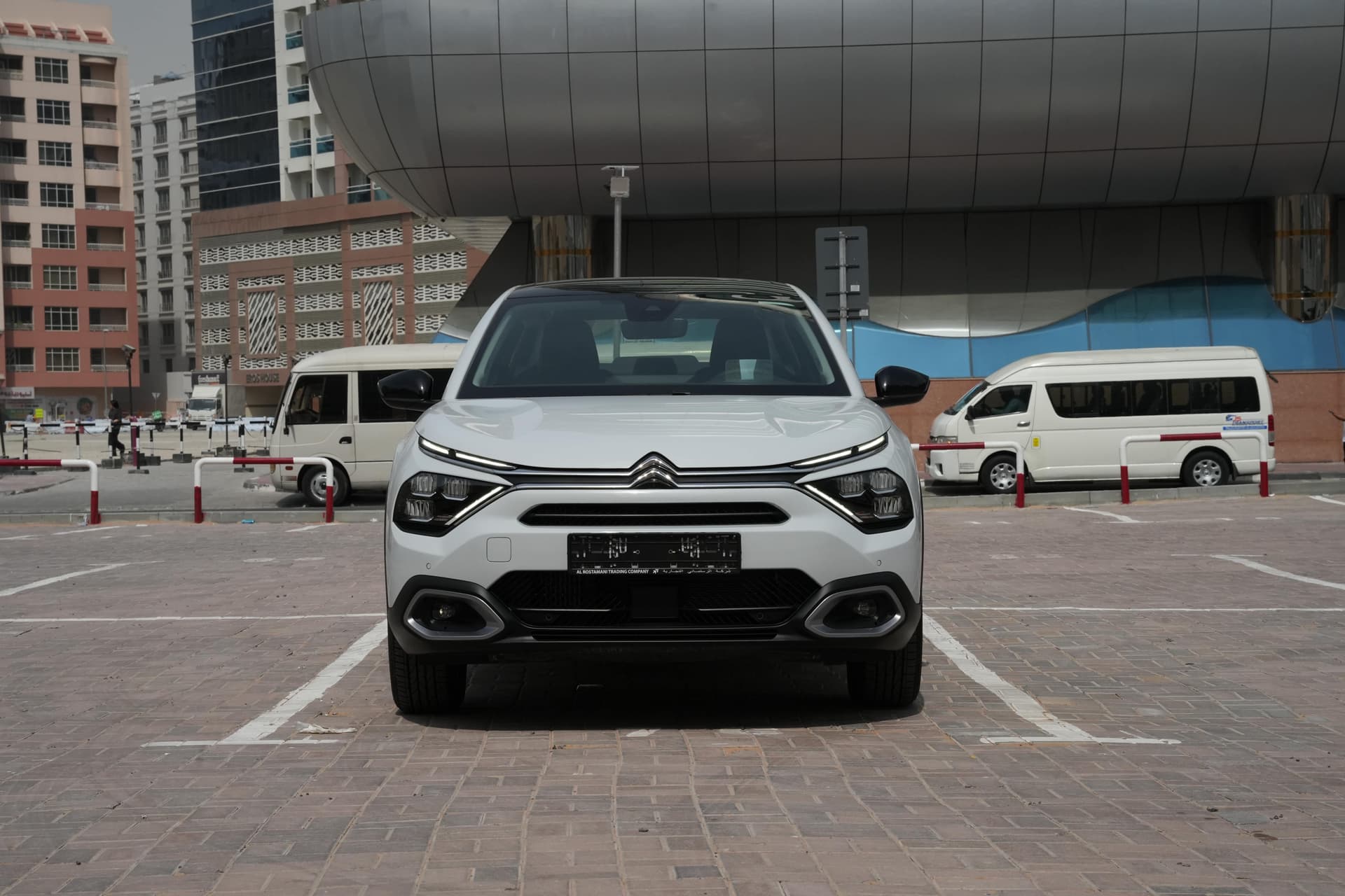 Citroen C4 X 2025 huren Dubai - Detailweergave