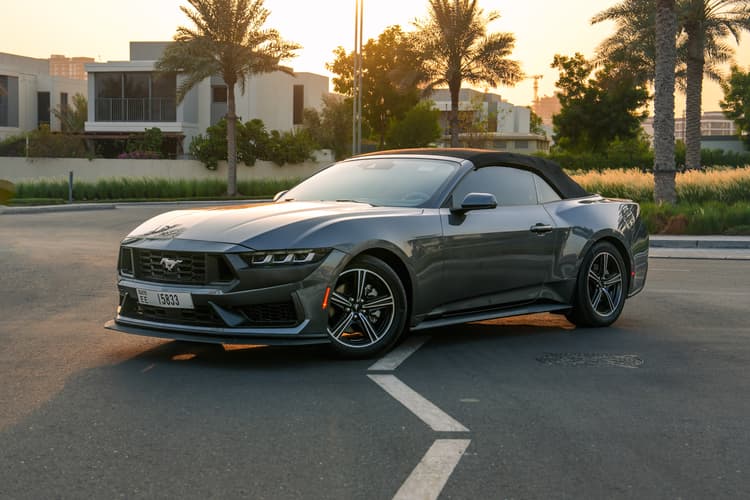 Rent GRAY FORD MUSTANG 2024 2024 in Dubai - Front View 3