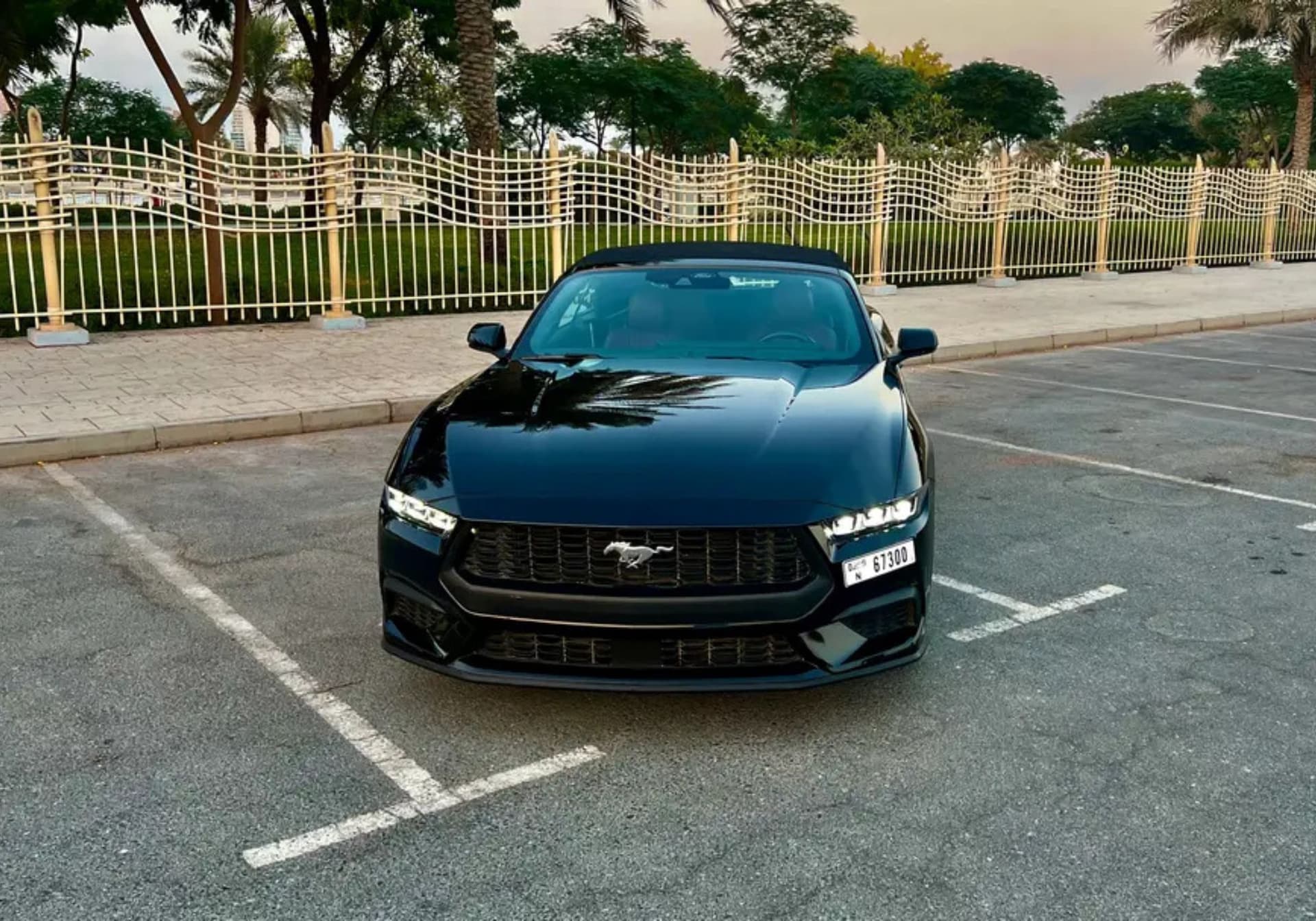 Ford Mustang Convertible 2025 huren Dubai - Detailweergave