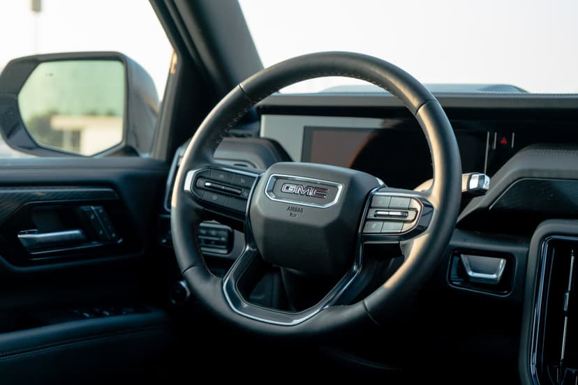 GMC Yukon AT4 Rental Dubai - View 5