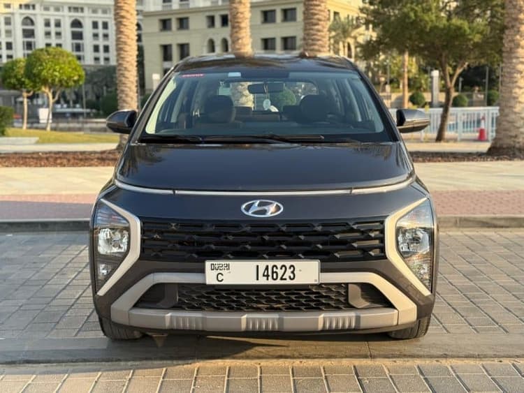 Hyundai Stargazer Rental Dubai - View 2