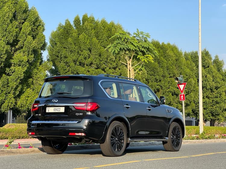 INFINITI QX80 Rental Dubai - View 5