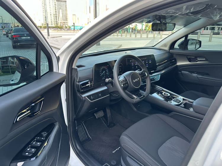 KIA SPORTAGE 2025 Rental Dubai - View 2