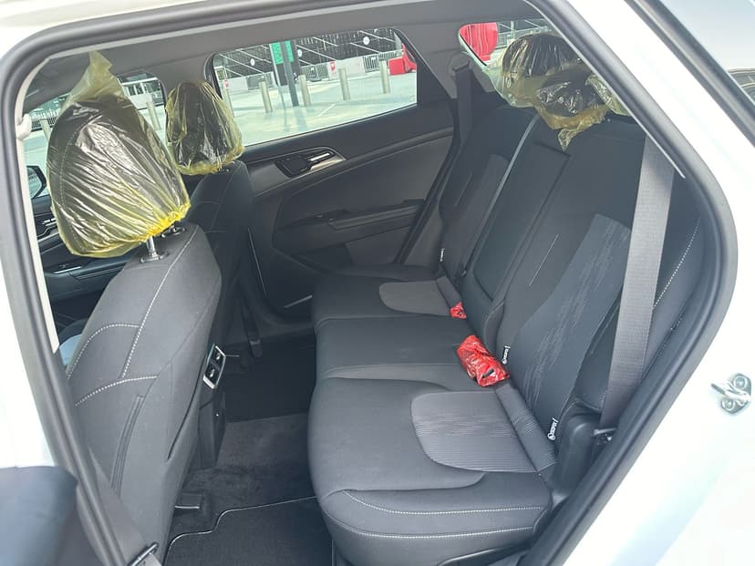 KIA SPORTAGE 2025 Rental Dubai - View 5