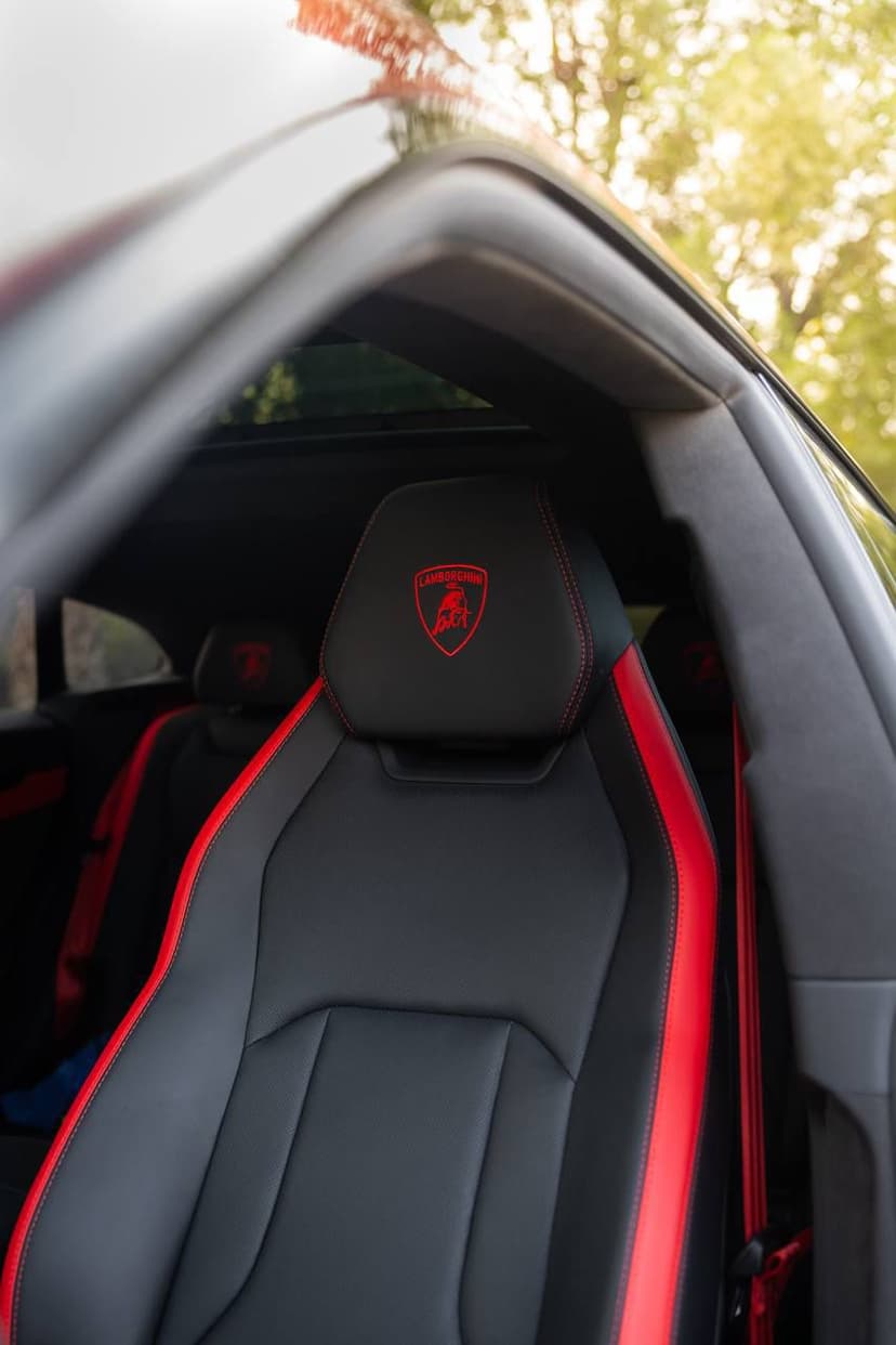 LAMBORGHINI URUS MY20 2025 Rental Dubai - View 6