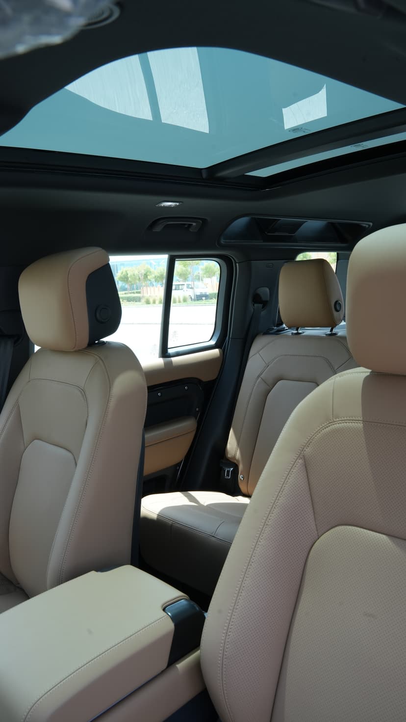Land Rover Defender 2025 Rental Dubai - View 10