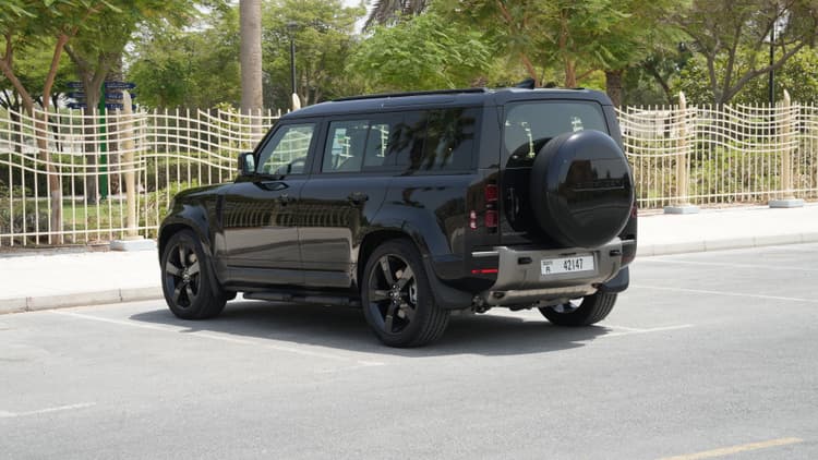 Land Rover Defender 2025 Rental Dubai - View 5