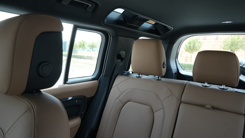 Land Rover Defender 2025 Rental Dubai - View 10