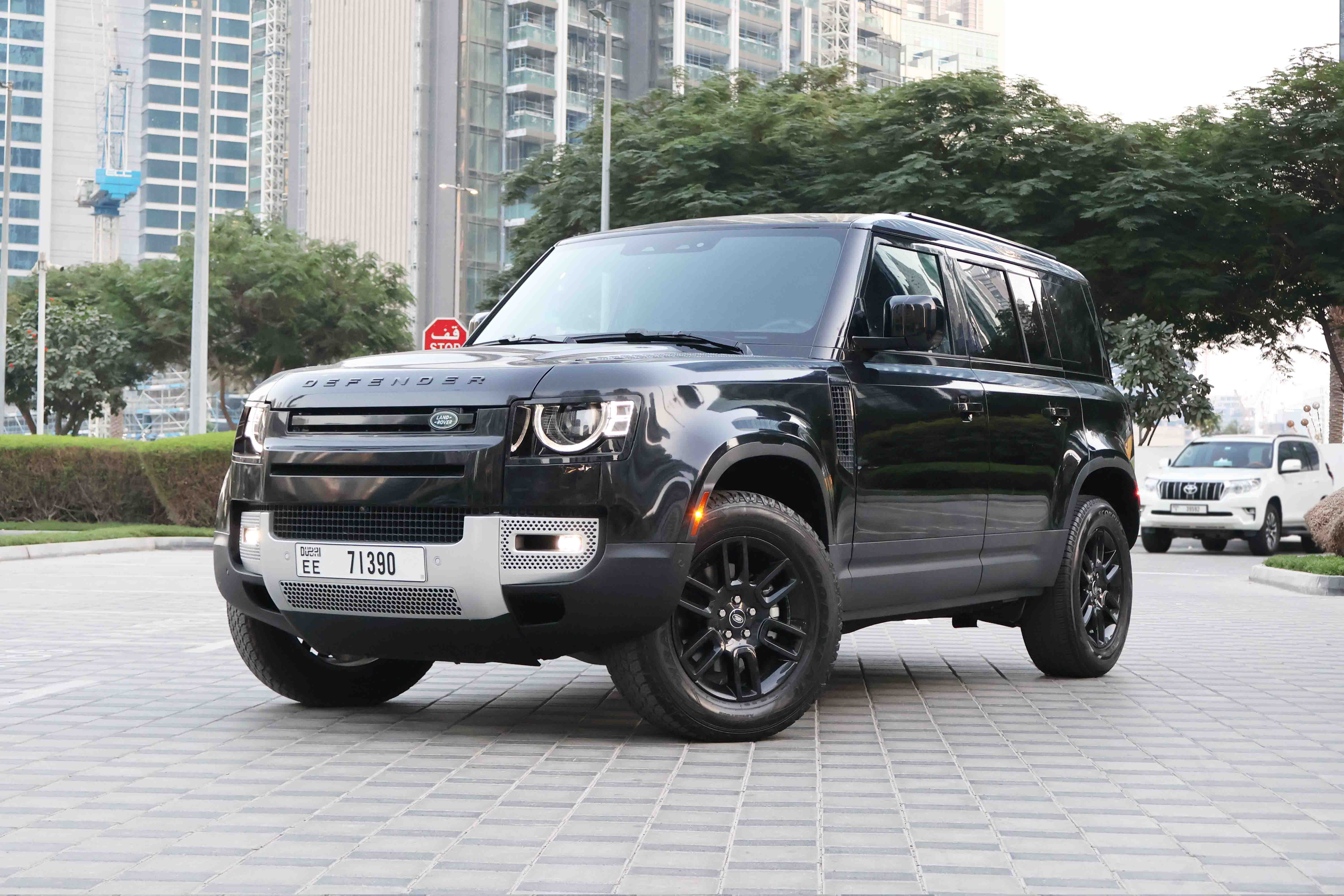 LAND ROVER Land Rover Defender 2025 Rental Dubai - Front View