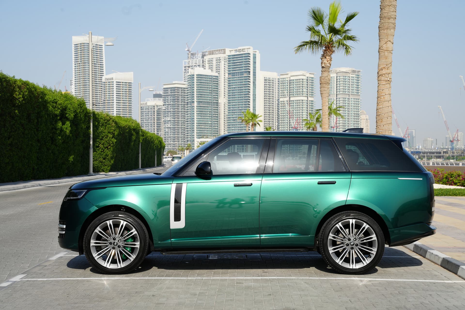 Land Rover Range Rover Autobiography 2023 huren Dubai - Detailweergave