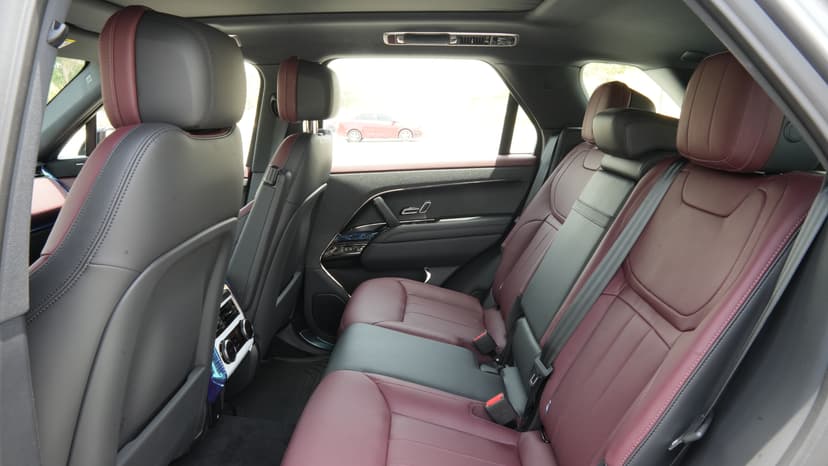 Range Rover Sport 2025 Rental Dubai - View 9