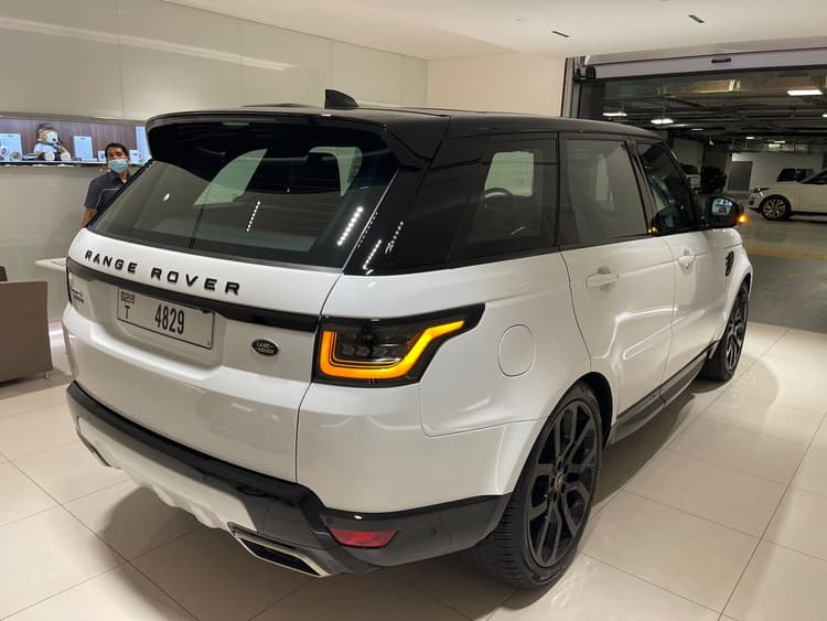 Range Rover Sport Black Edition 2022 Rental Dubai - View 2