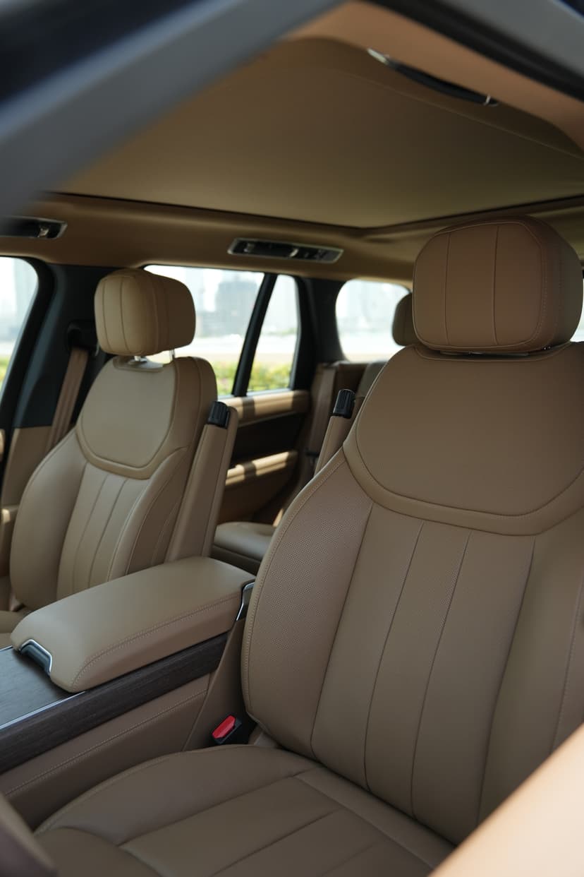 Range Rover Vogue 2025 Rental Dubai - View 9