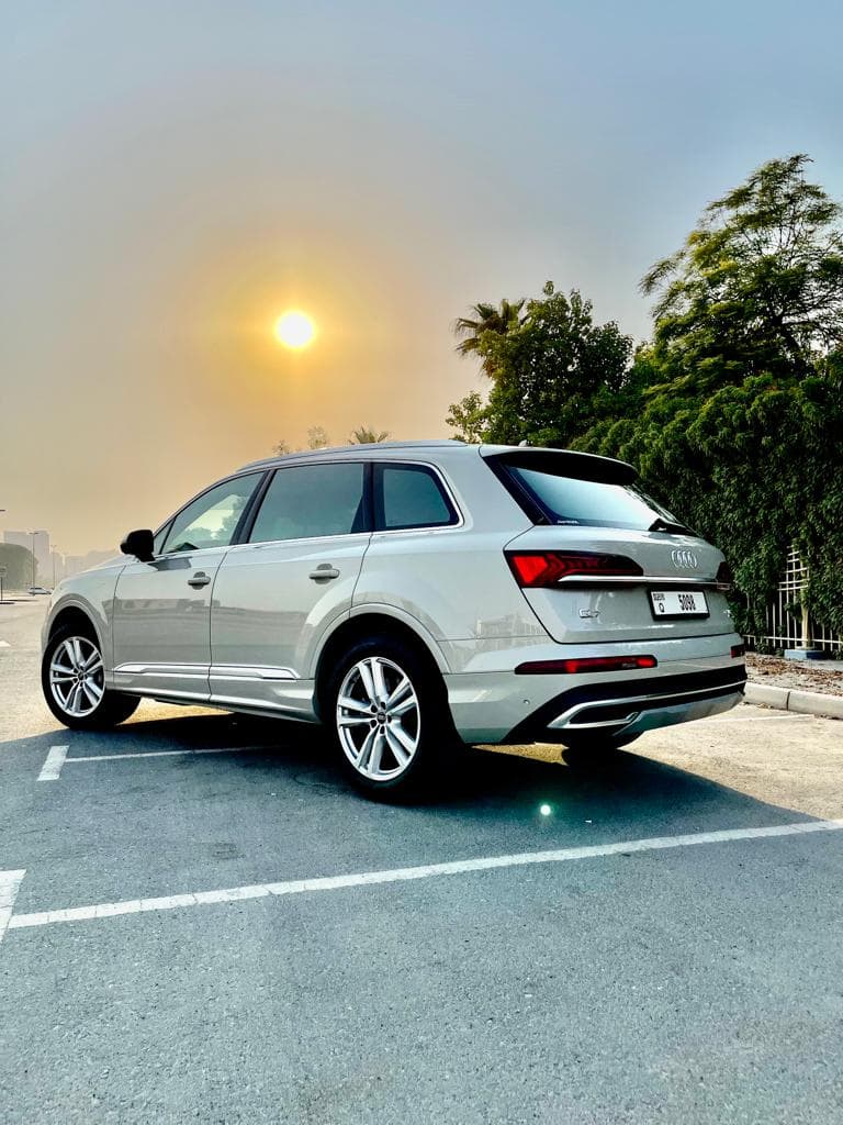 Audi Q7 2021 Rental Dubai - View 3