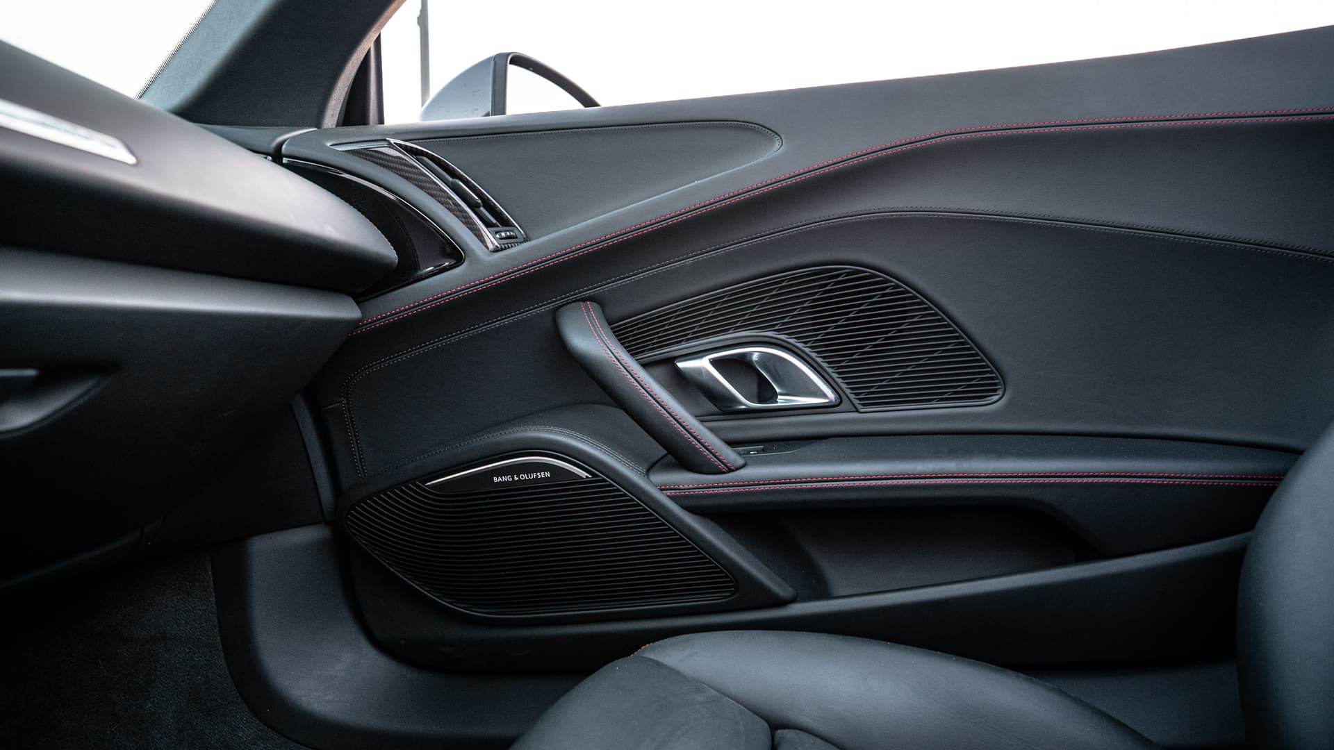 Audi R8 Spyder V10 Performance 2024 Rental Dubai - View 4