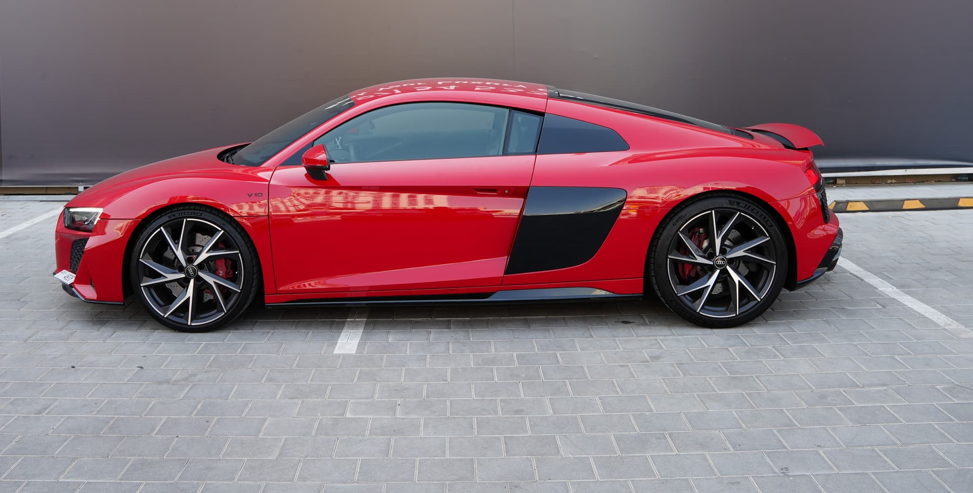 Audi R8 V10 2023 Rental Dubai - View 2