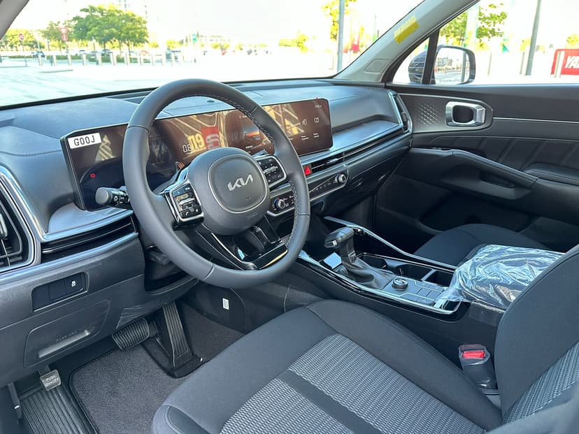 KIA Sorento 2024 Rental Dubai - View 3