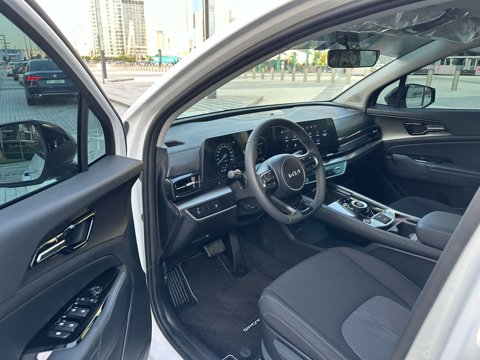 KIA Sportage 2.0L Base/LX (FWD) 2025 Rental Dubai - View 2