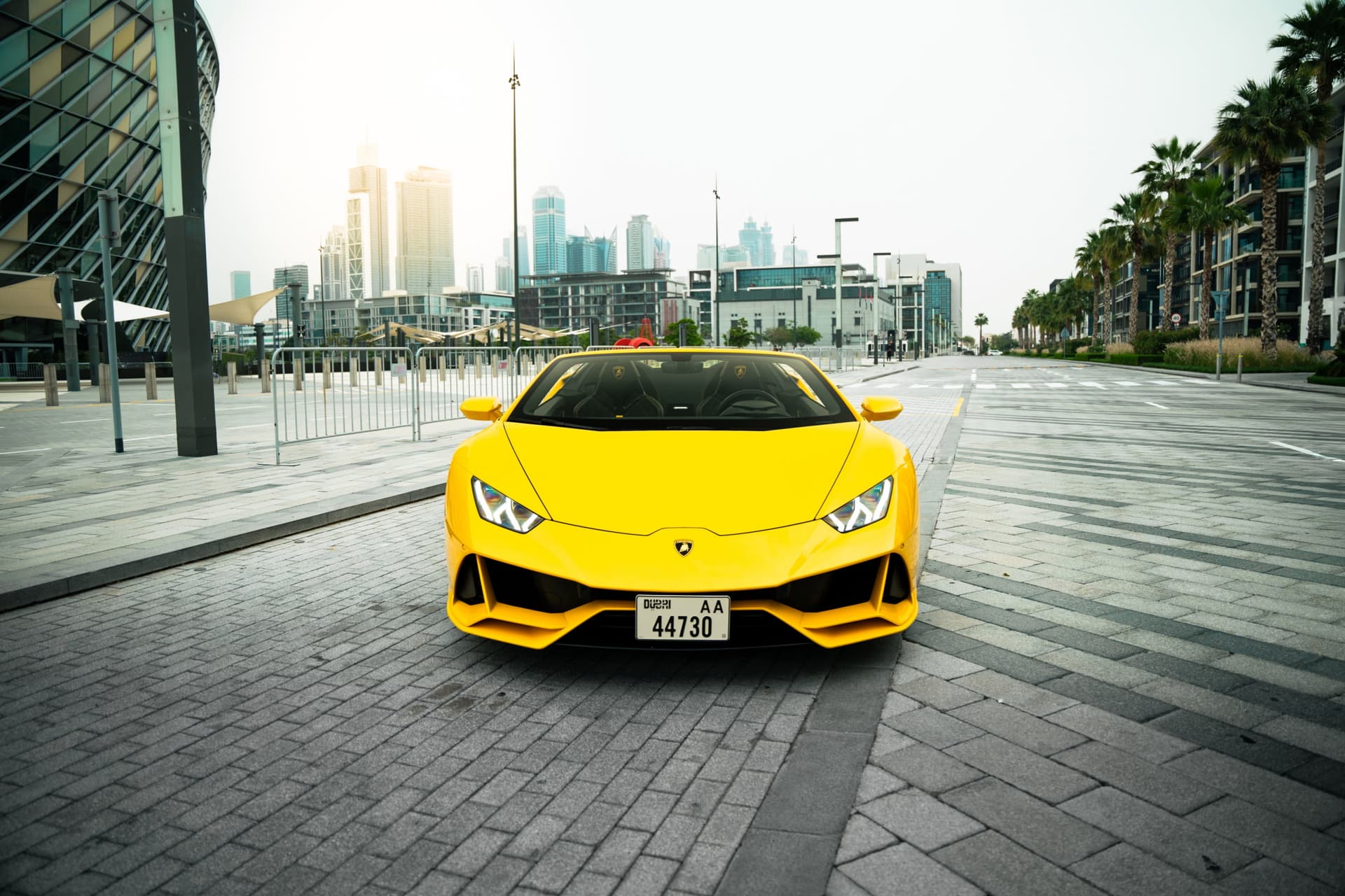 Lamborghini Huracan EVO Spyder 2023 Rental Dubai - View 3