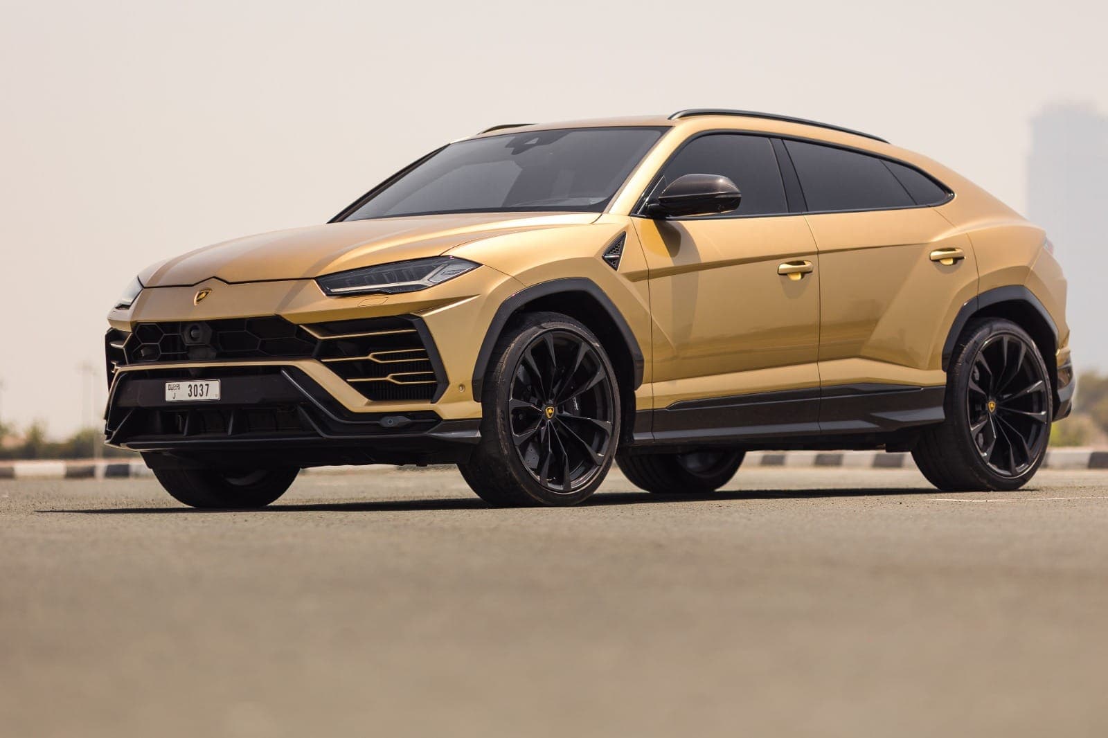 Lamborghini Urus 2023 Rental Dubai - View 3
