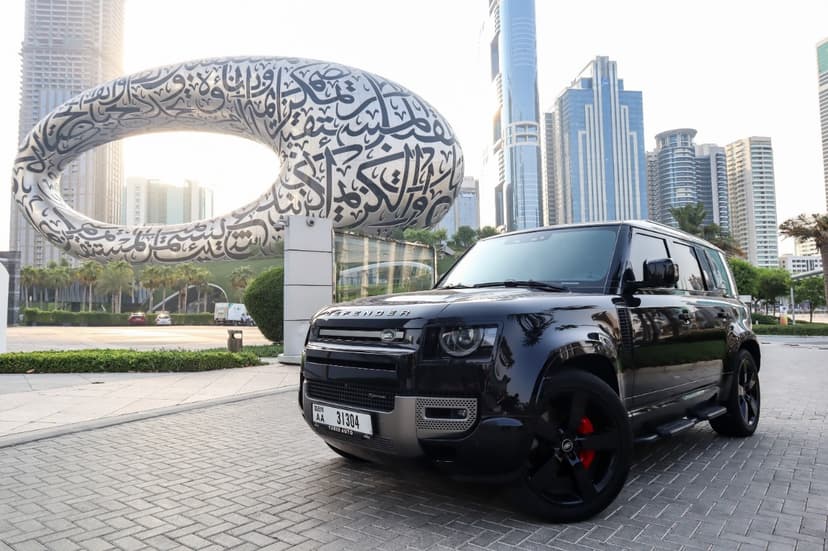 Land Rover Defender X-Dynamic V6 2023 Rental Dubai - View 6