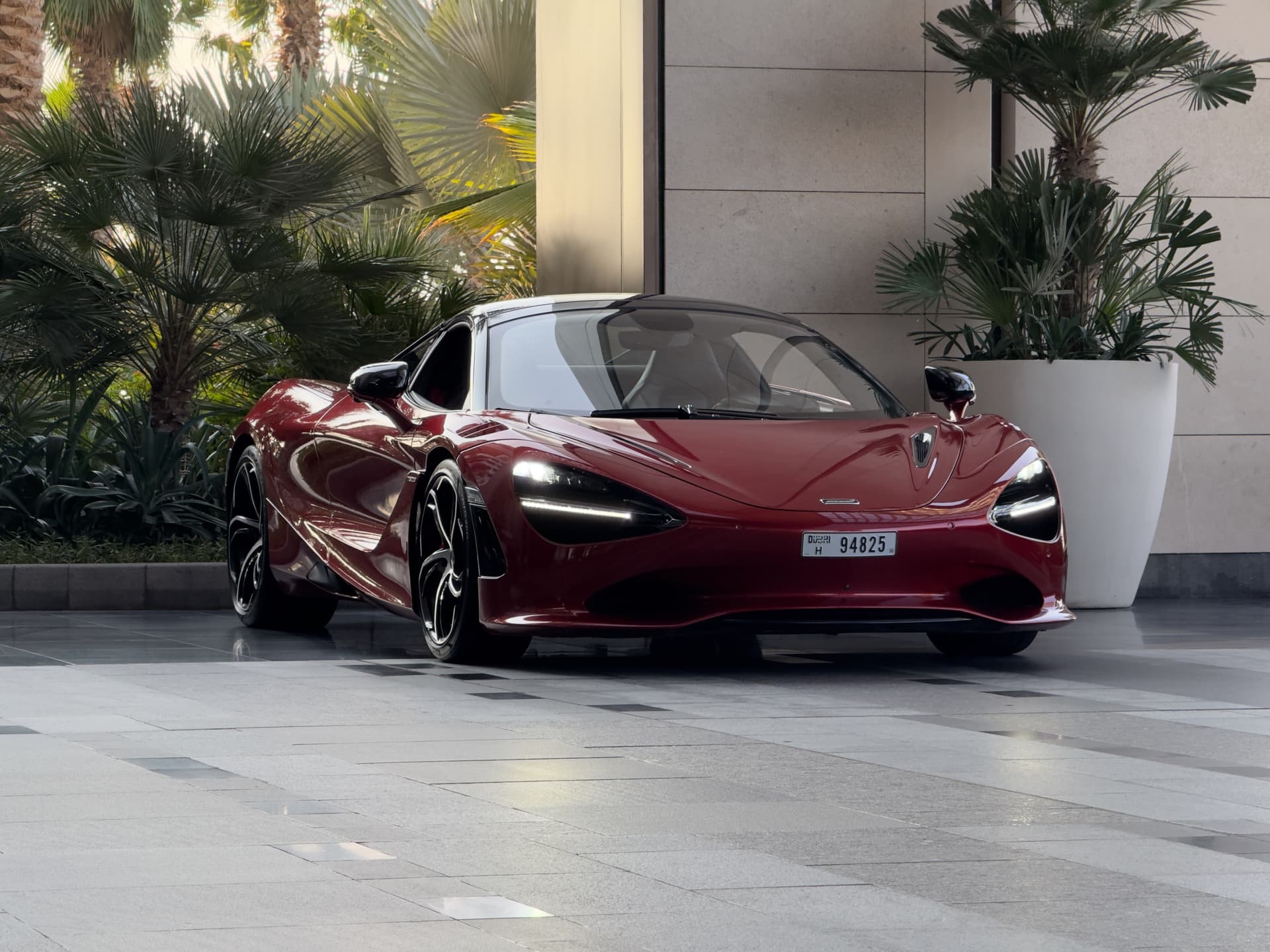 McLaren 750S Spider 2024 Rental Dubai - View 4