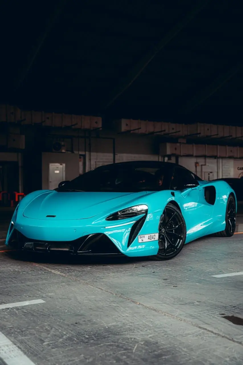 Mclaren Artura spyder 2025 limited edition Rental Dubai - View 4