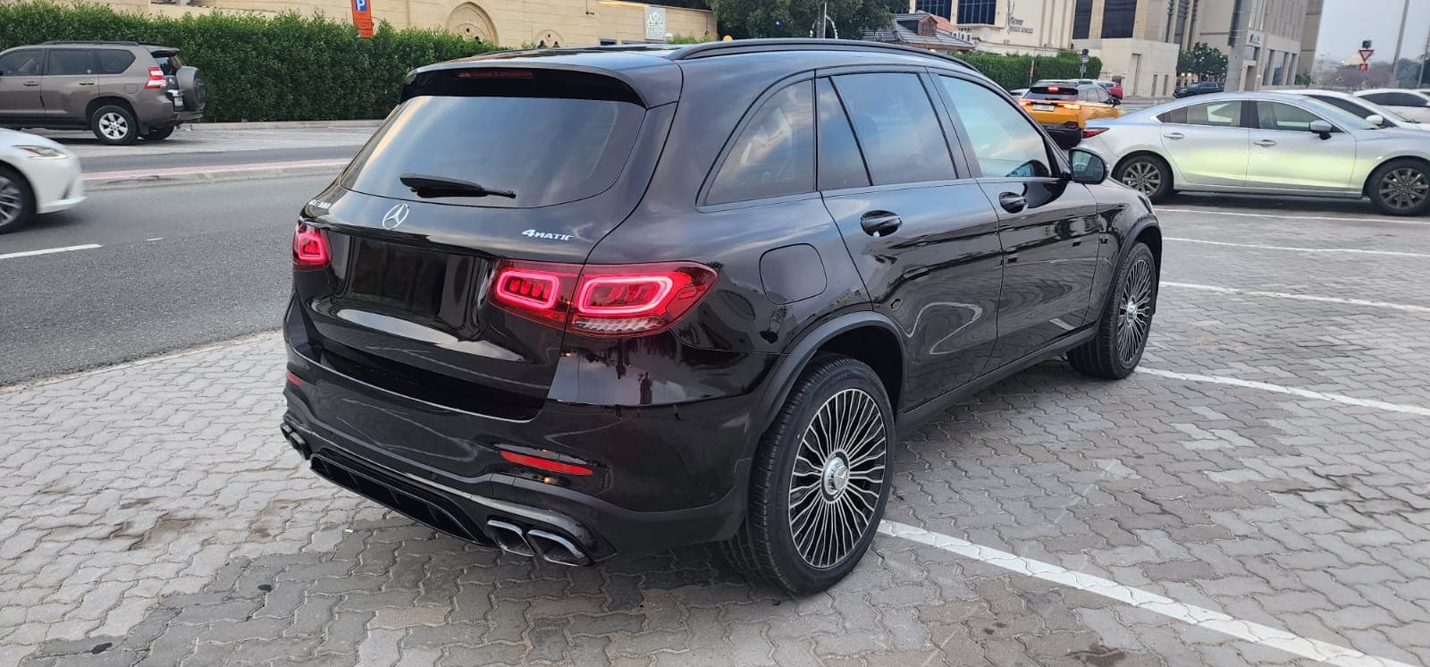 Mercedes-Benz GLC 300 2020 Rental Dubai - View 4