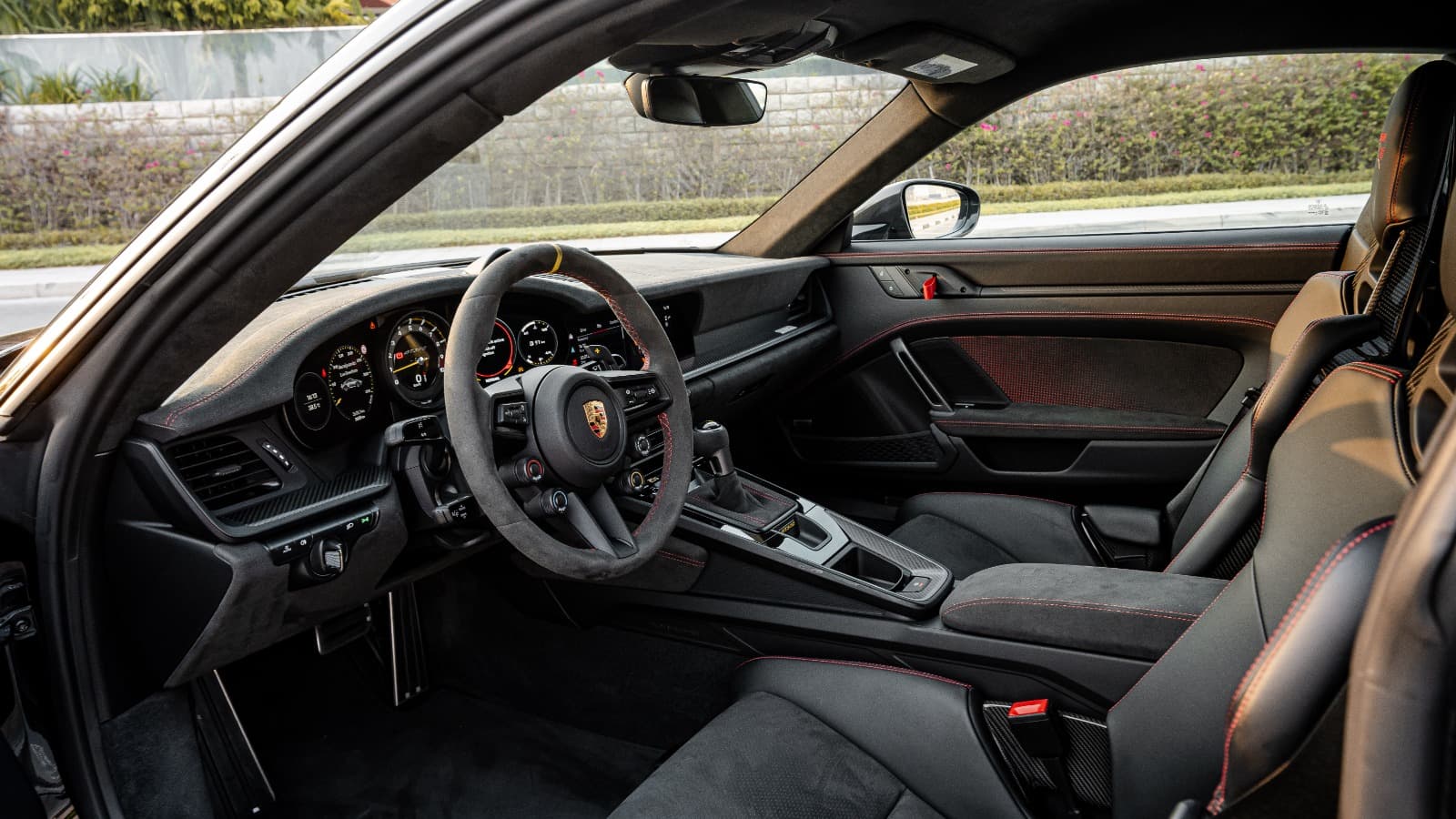 Porsche 911 GT3 RS 2025 Rental Dubai - View 2