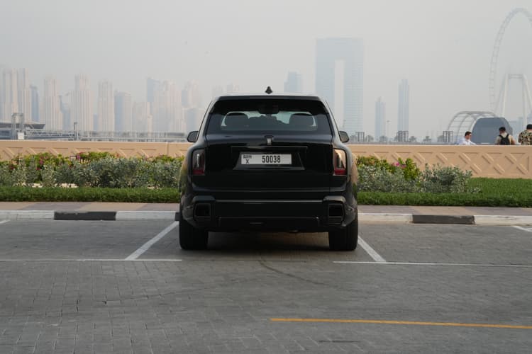 Rolls Royce Cullinan Black Badge 2025 Rental Dubai - View 4
