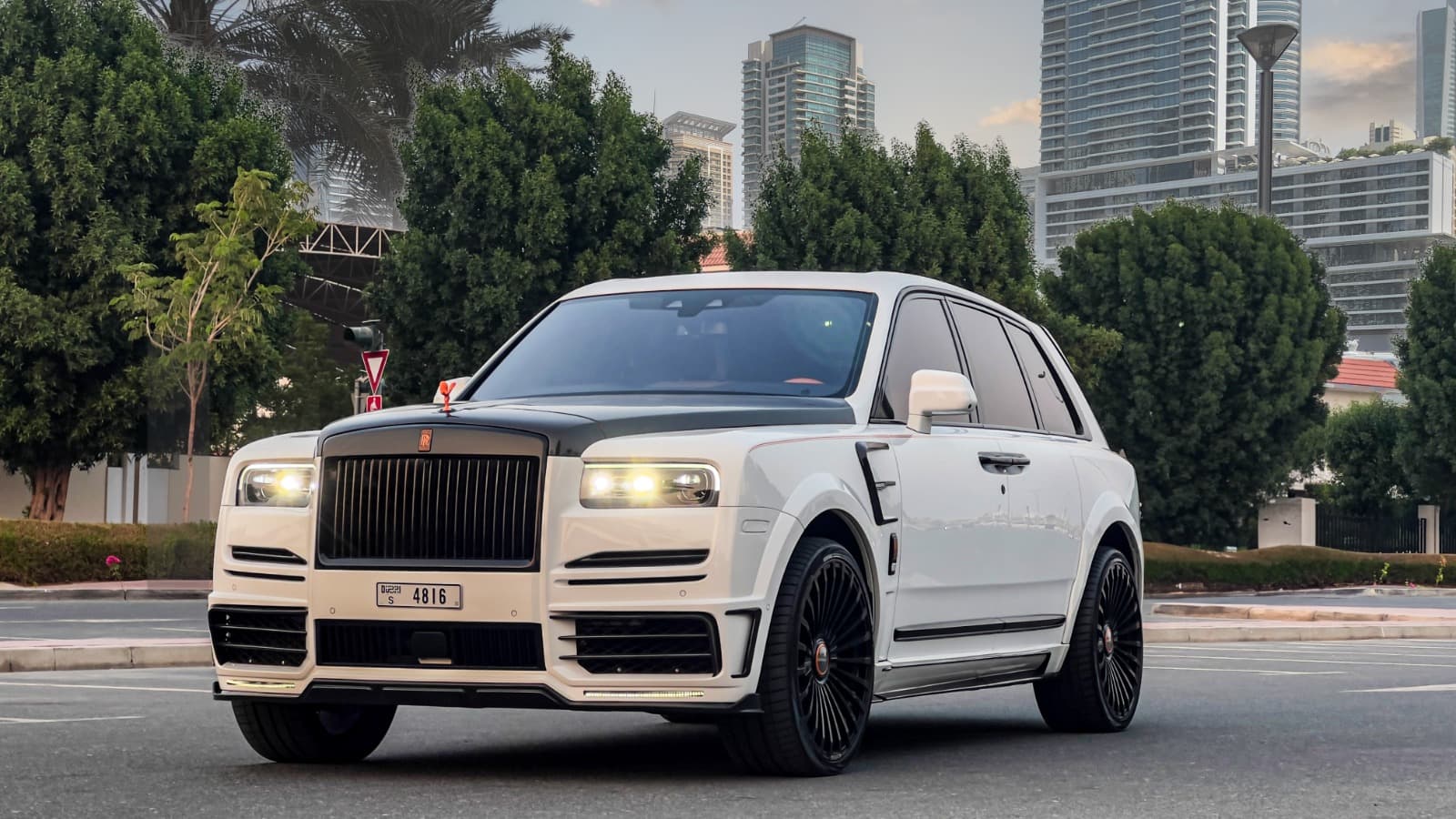 ROLLS ROYCE Rolls Royce Cullinan Mansory 2021 Rental Dubai - Front View