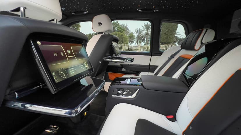 Rolls Royce Cullinan Mansory 2021 Rental Dubai - View 10