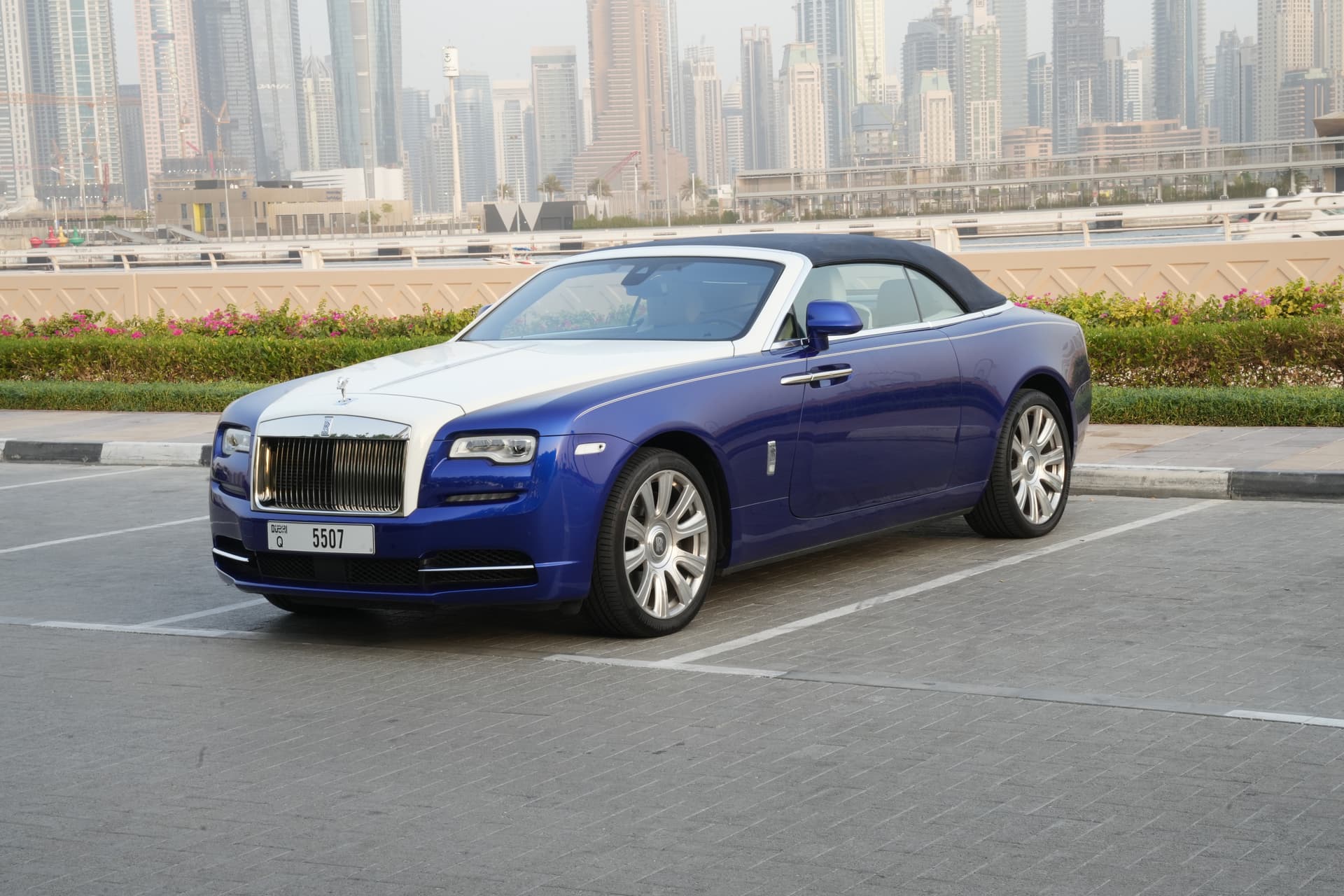 Rolls-Royce Dawn 2016 huren Dubai - Detailweergave