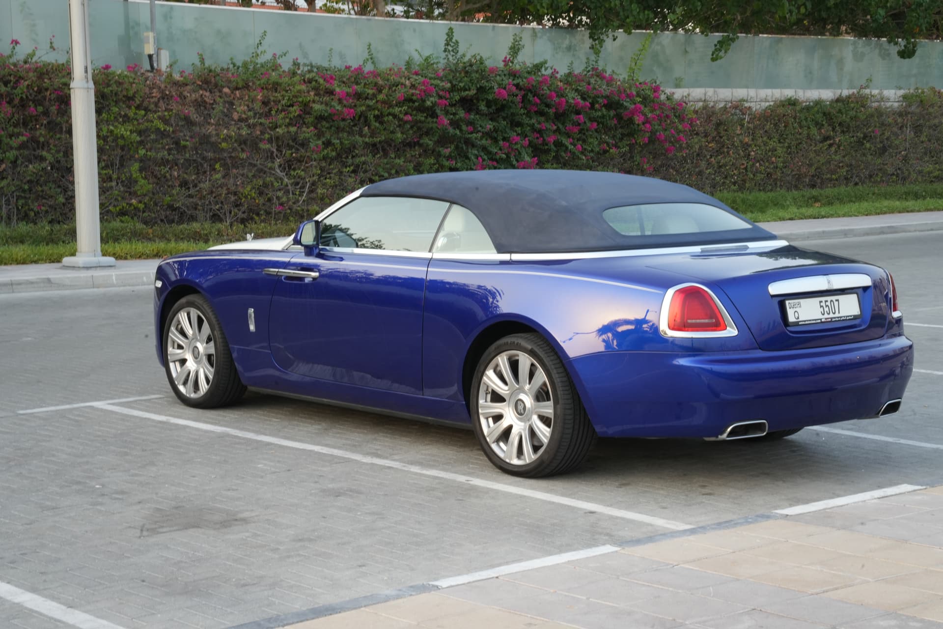 Rolls-Royce Dawn 2016 huren Dubai - Detailweergave